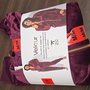 Black Bow Size M Purple/Burgundy Velour Hoodie & Jogger Set